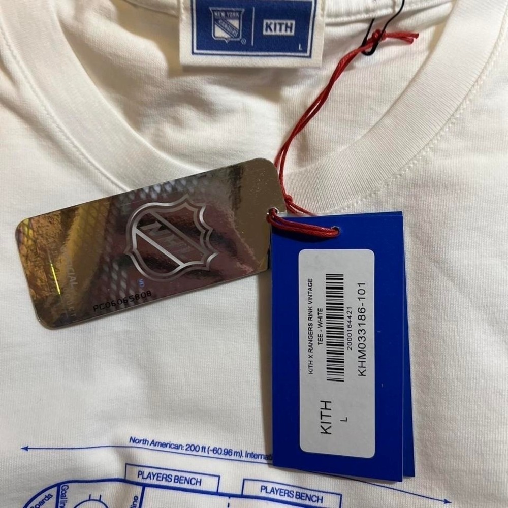 Kith for New York rangers rink vintage tee Size large Brand new - Picture 3 of 6